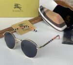 BURBERRY SUNGLASSESS - Image 4
