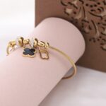 Trending Bracelet - Image 4